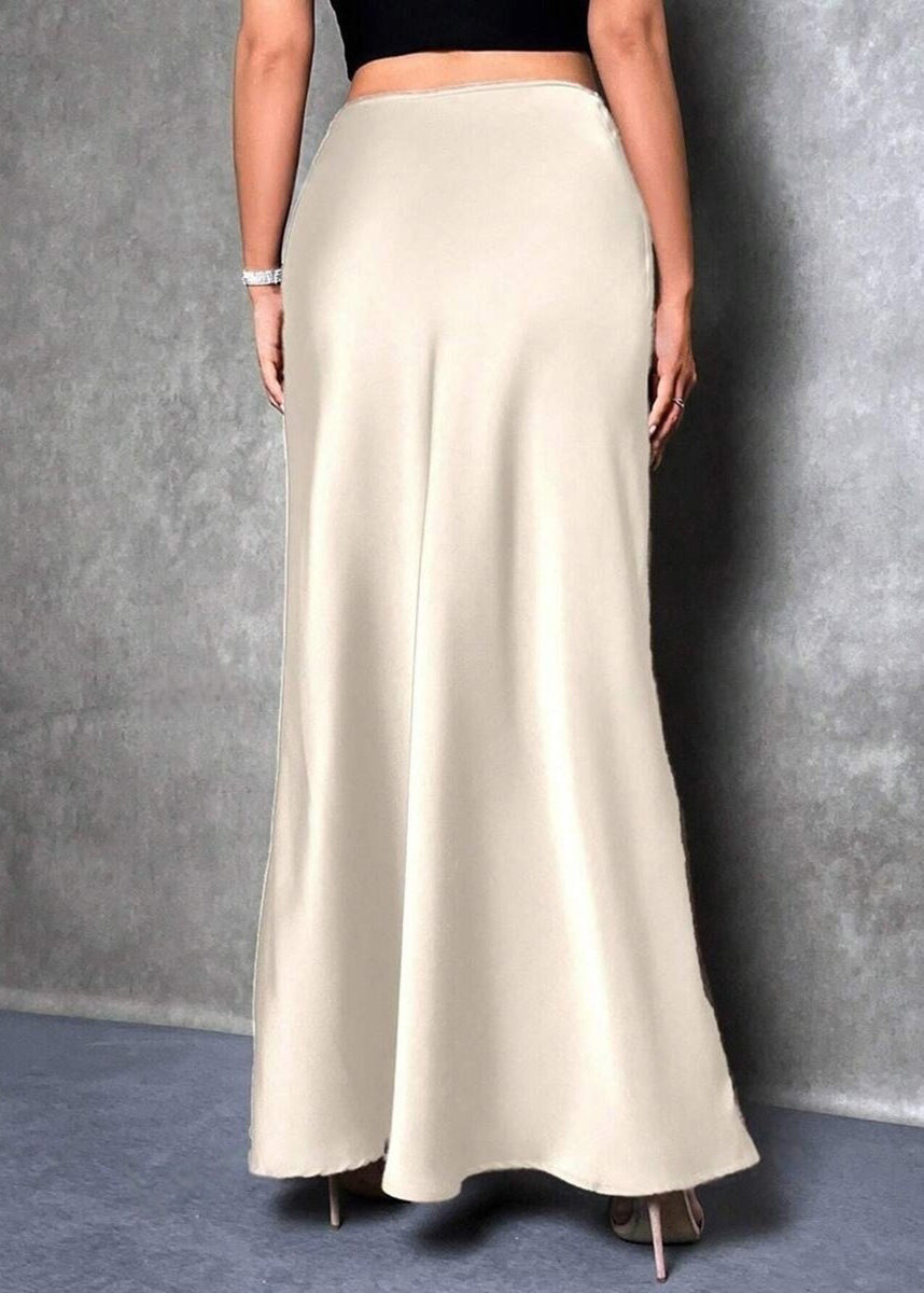 Effortlessly Elegant Garment with a Timeless Design