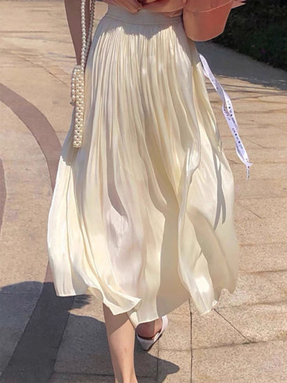 Classic Vintage Garment with a Flattering Fit