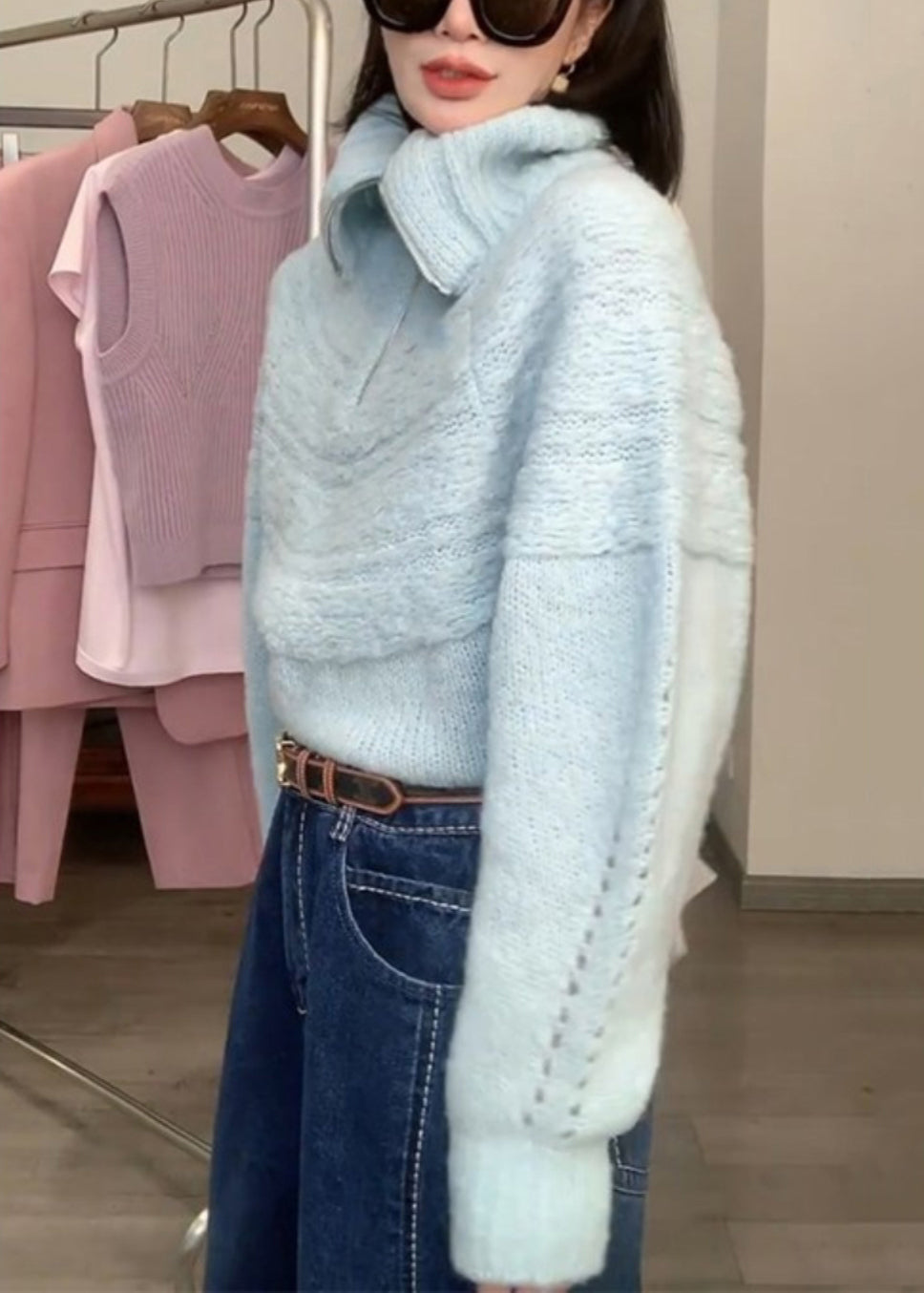 Well Tailored Sweater with a Graceful Silhouette
