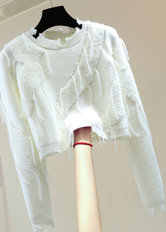 Classic Vintage Sweater with a Flattering Fit