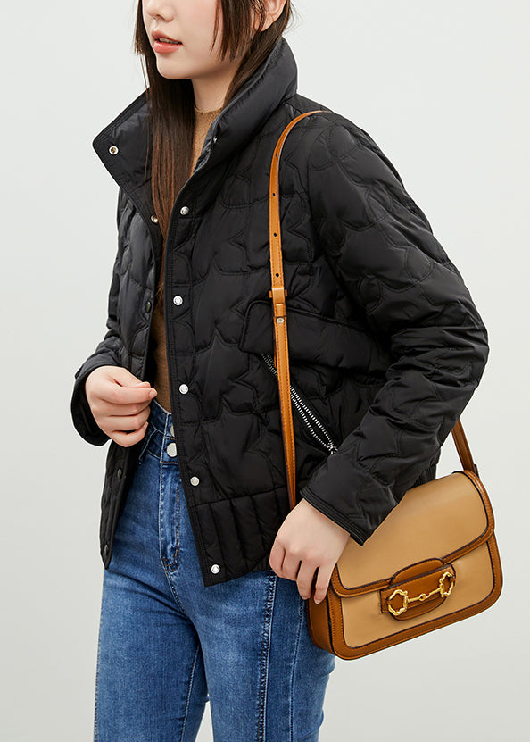 Elegantly Styled Coat for Everyday Wear