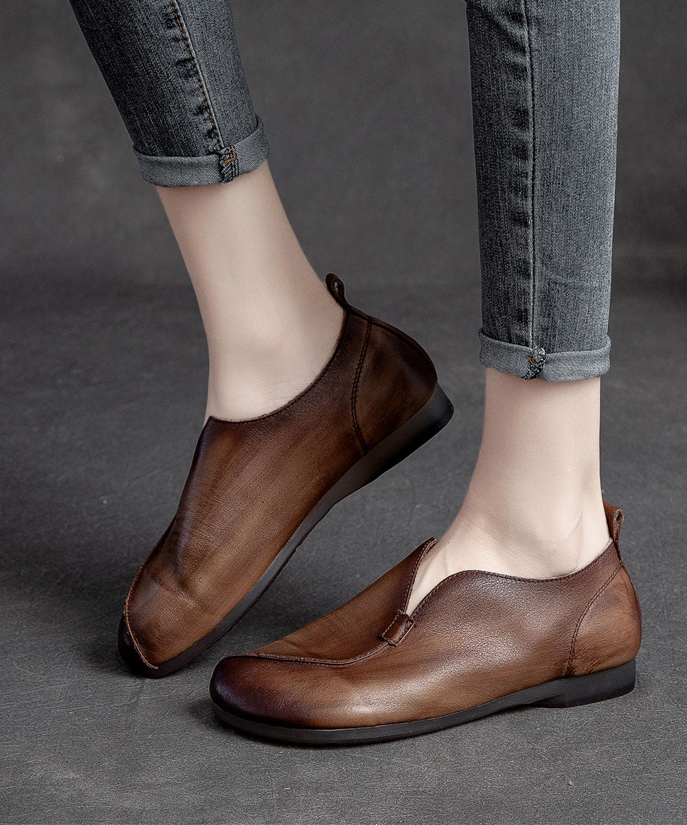 Graceful Orthopedic Flats for Modern Look