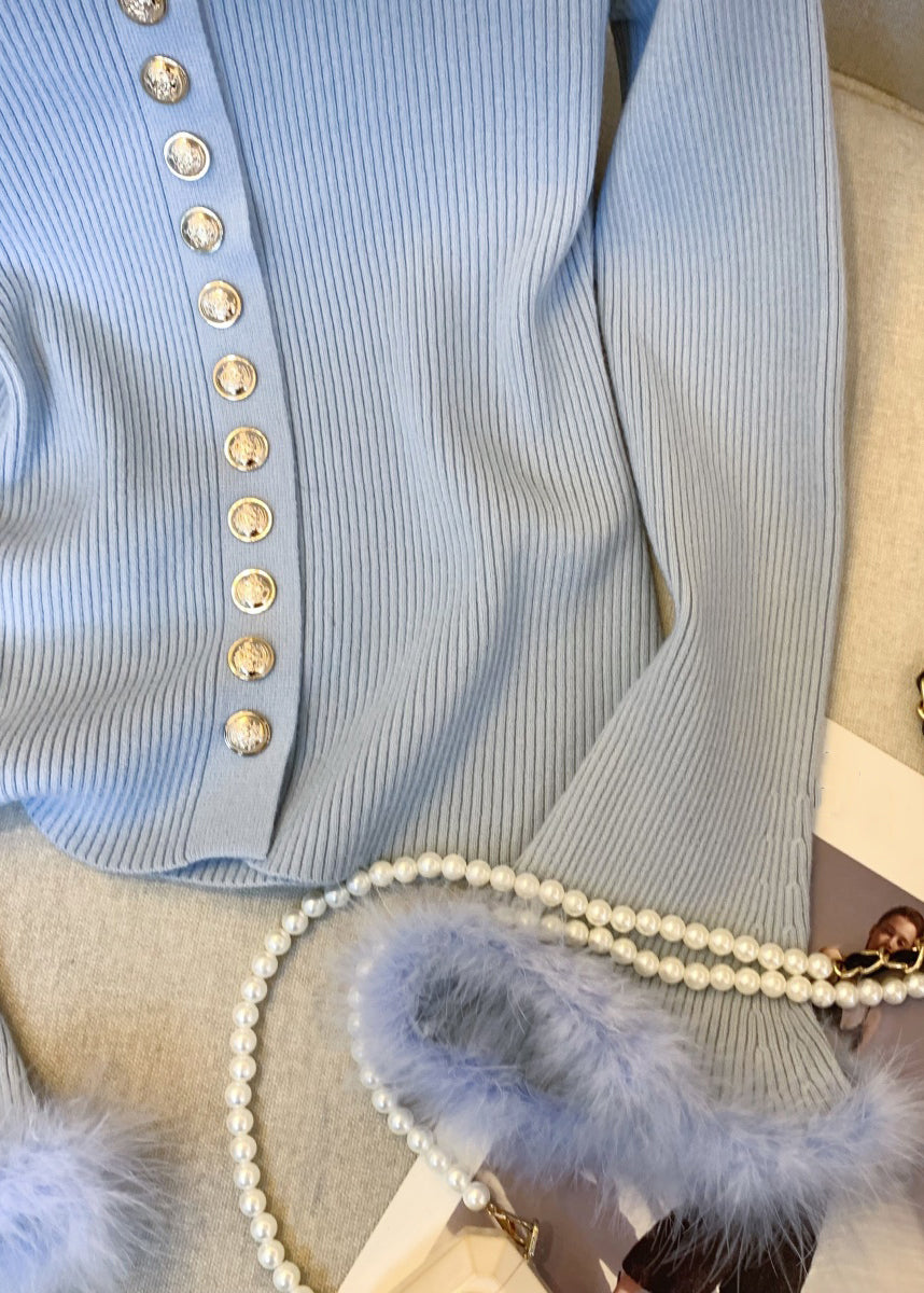 Gracefully Styled Sweater for Any Occasion
