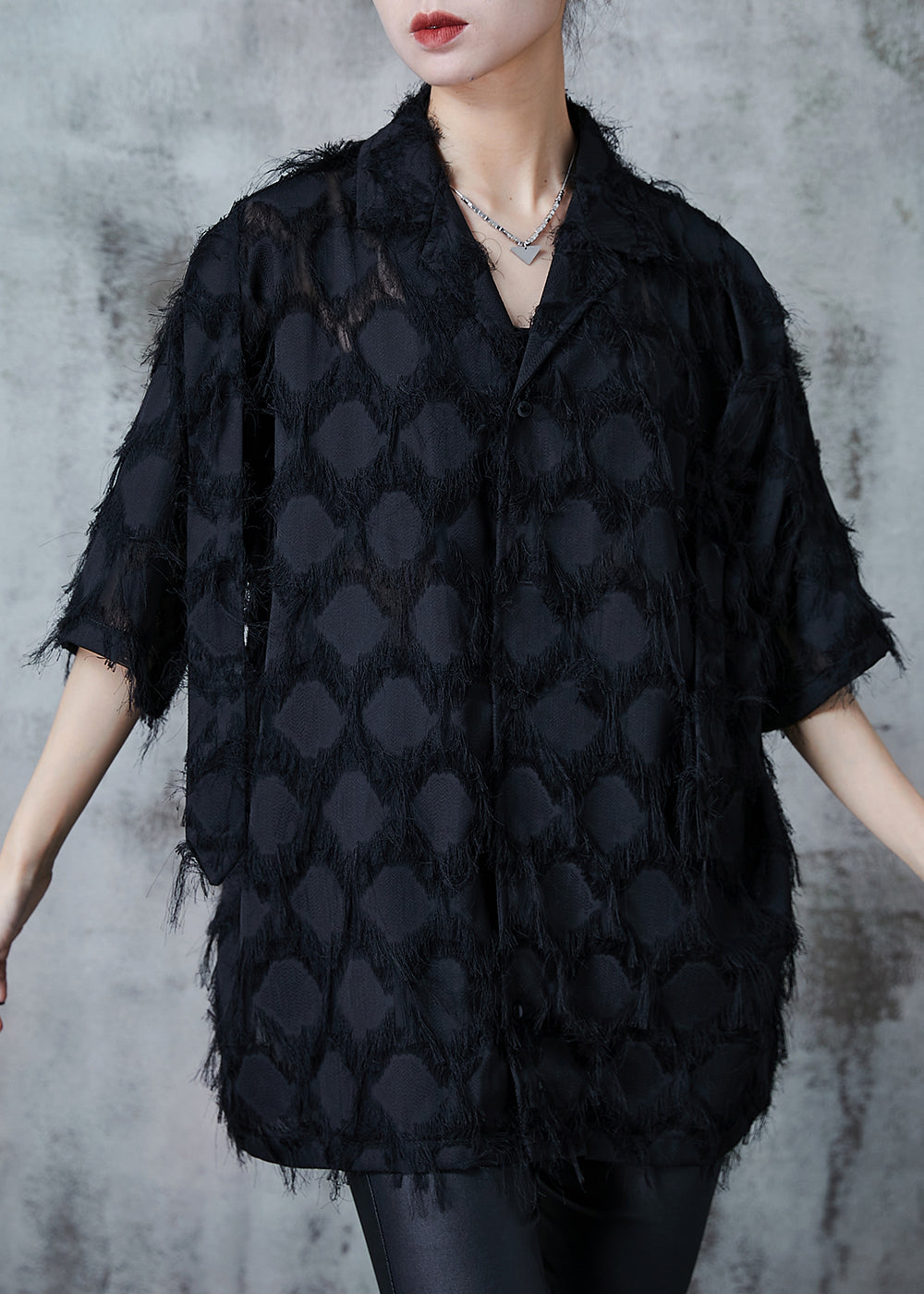 Well Tailored Shirt with a Graceful Silhouette