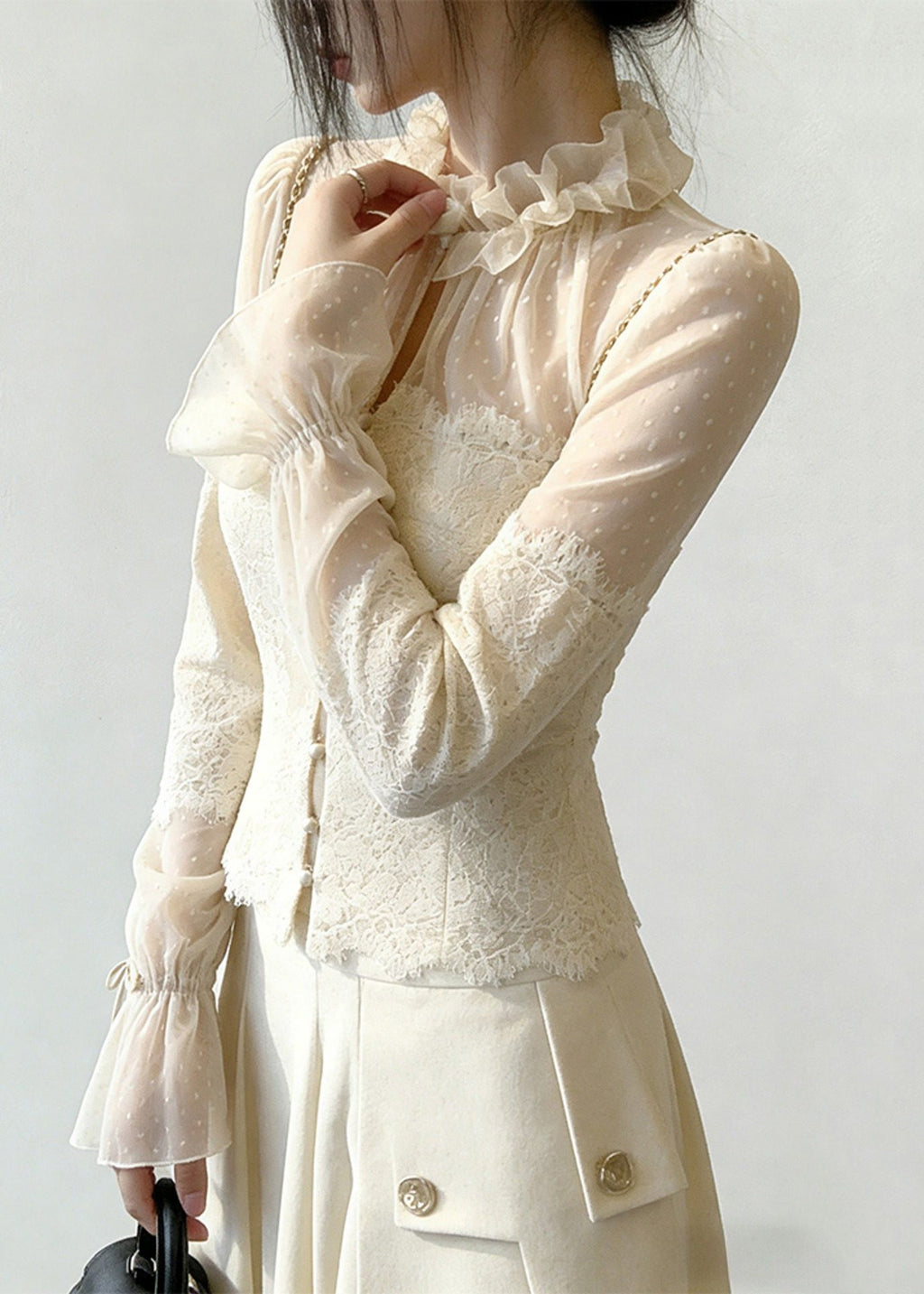 Beautifully Crafted Blouse in a Classic Style