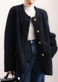 Effortlessly Elegant Coat with a Timeless Design