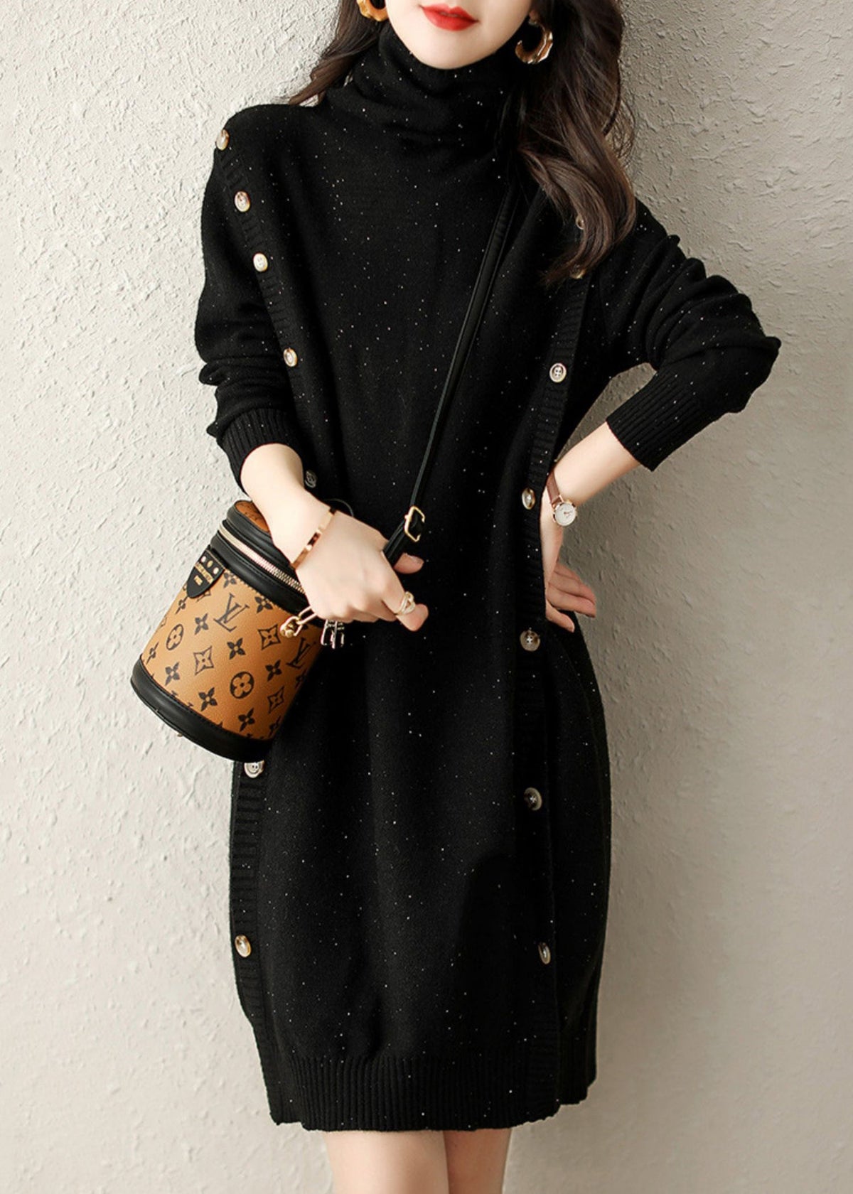 Beautifully Crafted Dress in a Classic Style
