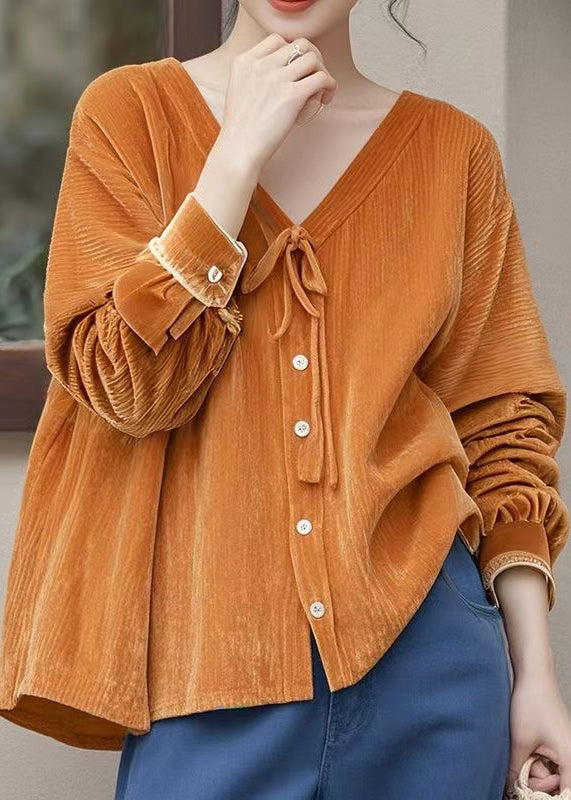 Classic Vintage Shirt with a Flattering Fit