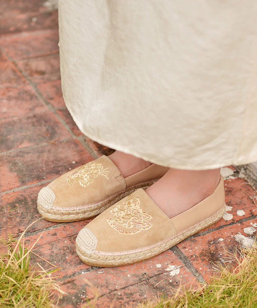Classic Orthopedic Shoes with Timeless Style