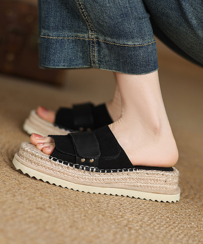 Chic Orthopedic Sandals with Unique Design