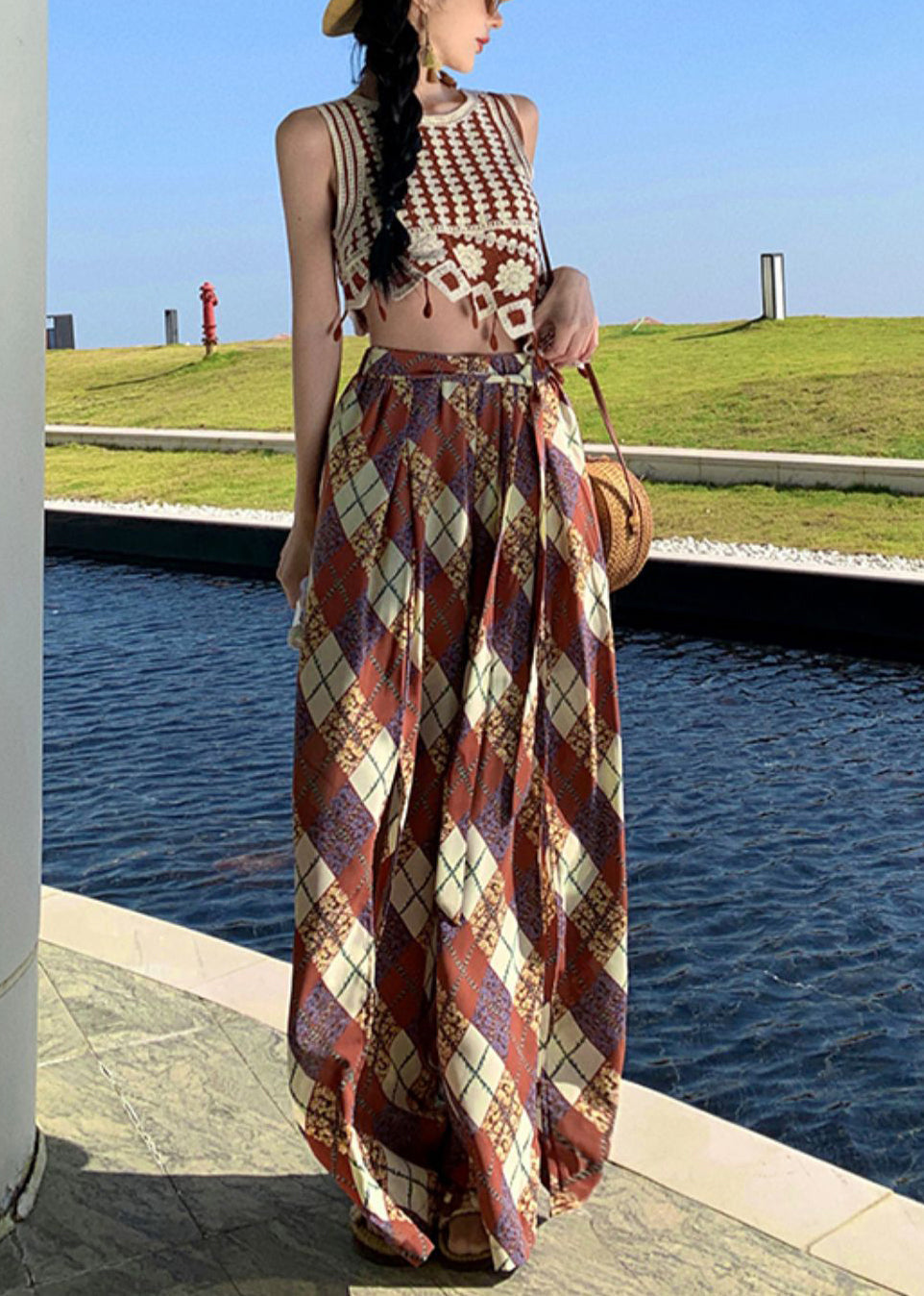 Beautifully Finished Pants in a Timeless Design