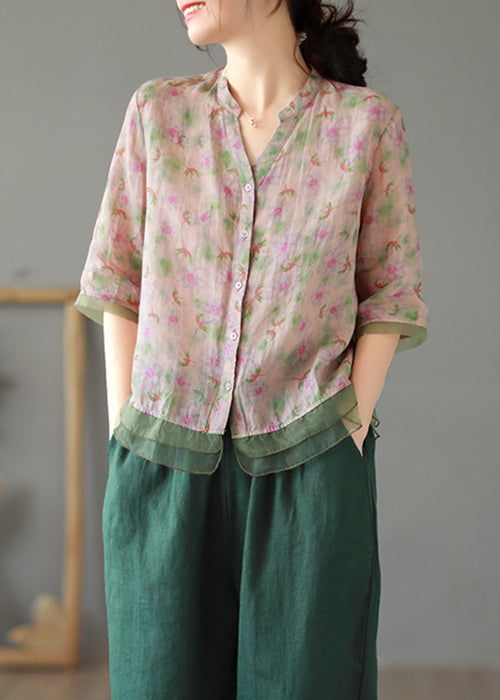 Well Tailored Blouse with a Graceful Silhouette