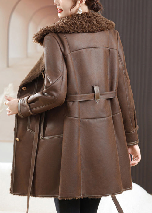 Gracefully Styled Coat for Any Occasion