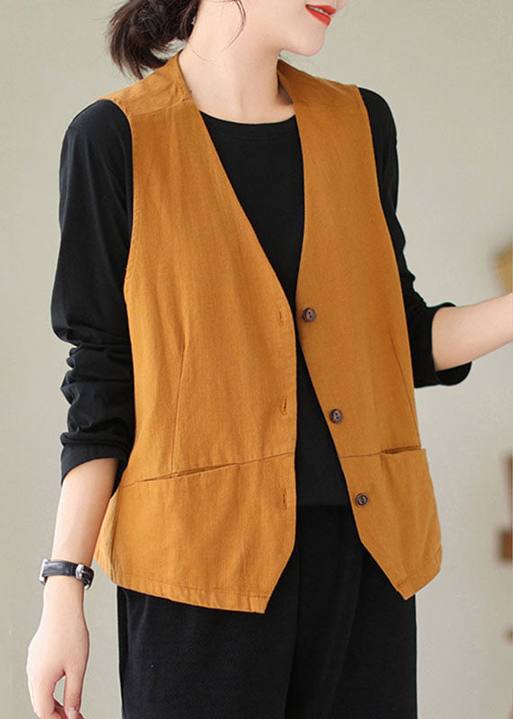 Well Tailored Coat with a Graceful Silhouette