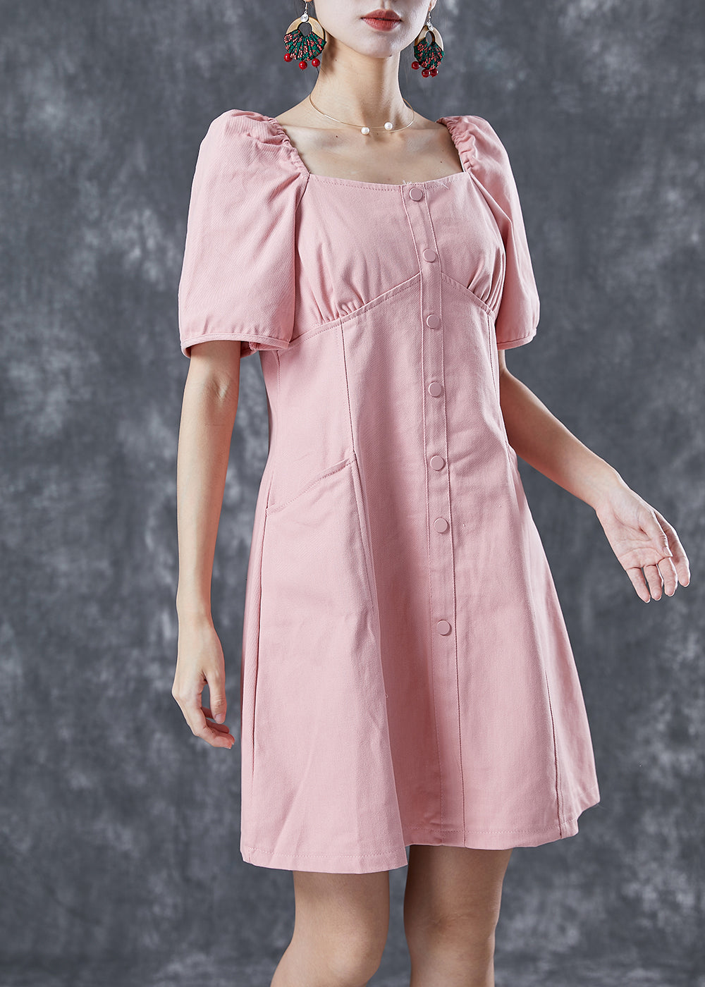 Beautifully Crafted Dress in a Classic Style