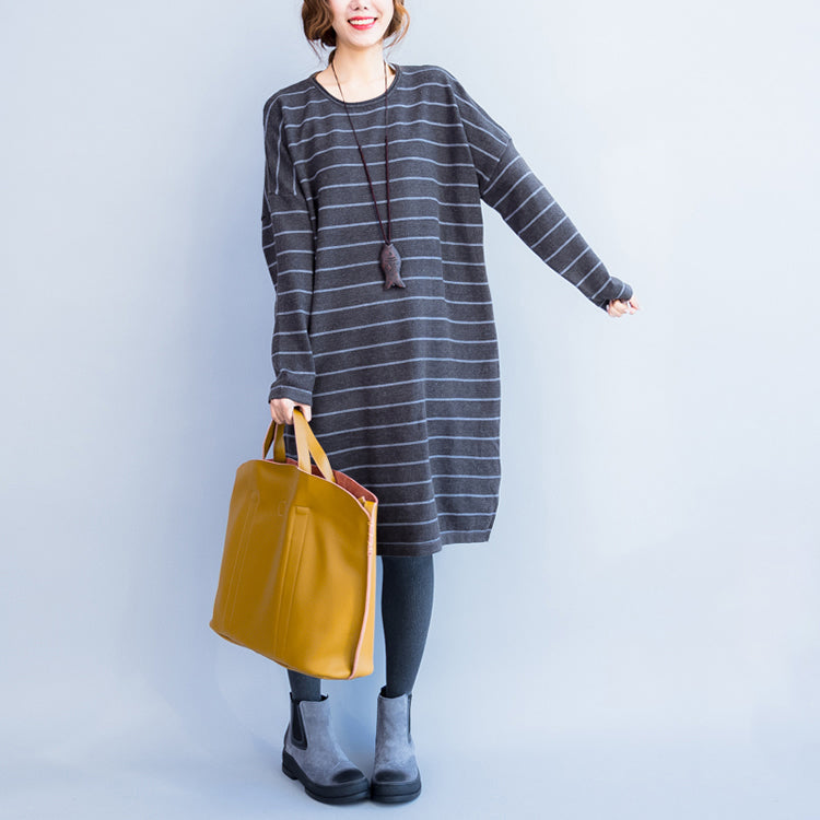 Well Tailored Sweater with a Graceful Silhouette