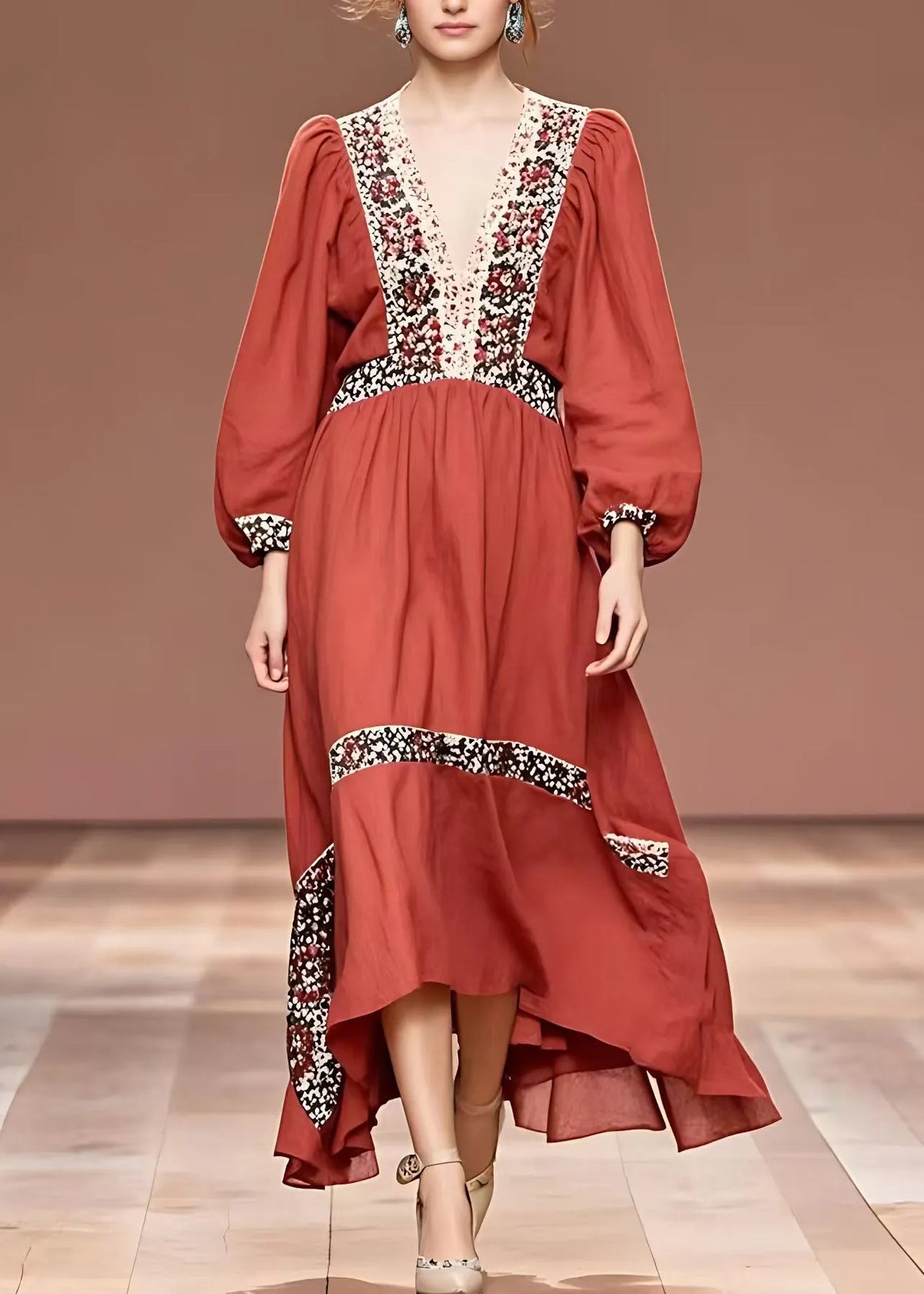 Classic Vintage & Enduringly Stylish Dress