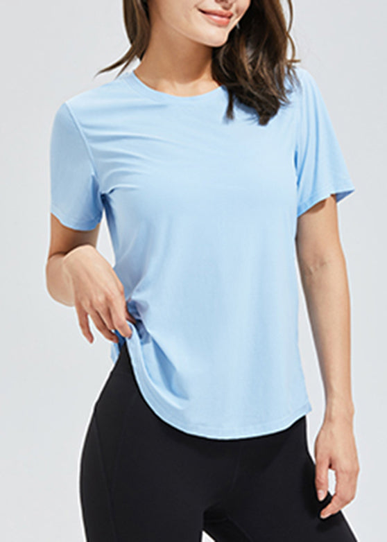 Effortlessly Elegant Top with a Timeless Design