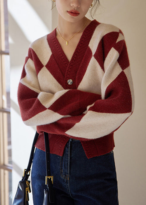 Beautifully Finished Sweater in a Timeless Design