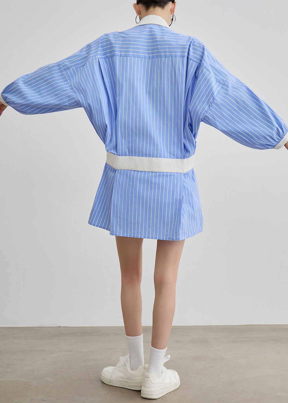 Sophisticated Blouse with a Clean Classic Look