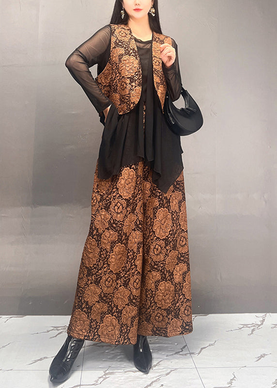 Well Tailored Pants with a Graceful Silhouette