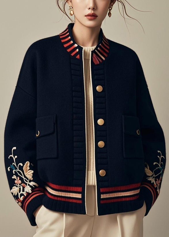 Beautifully Finished Coat in a Timeless Design