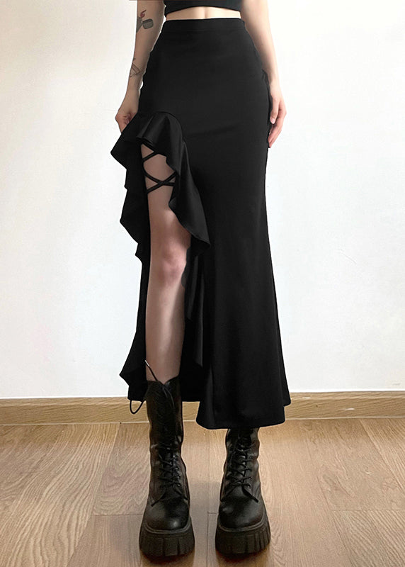 Well Tailored Garment with a Graceful Silhouette