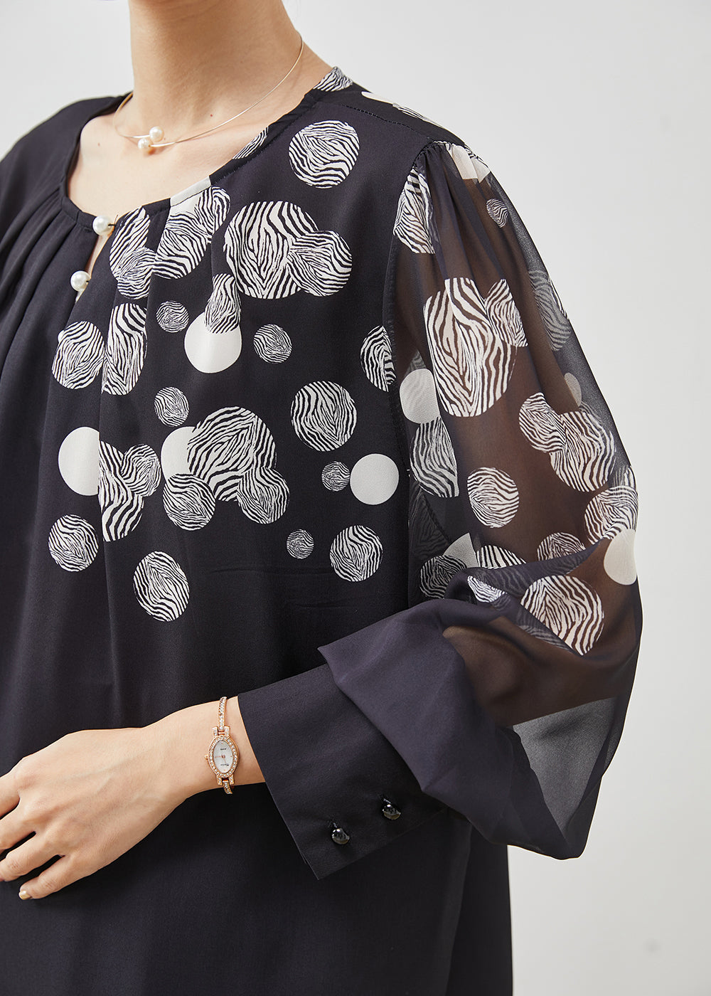 Classic Vintage Top with a Flattering Fit