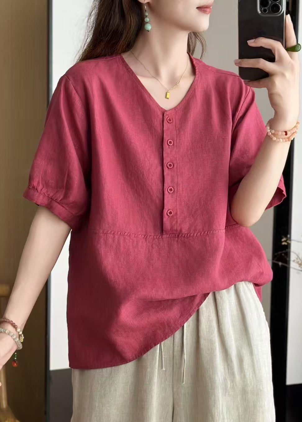 Elegantly Styled Shirt for Everyday Wear