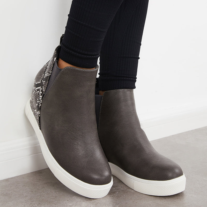 Chic Orthopedic Sneakers with Unique Design