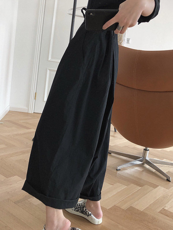 Effortlessly Elegant Garment with a Timeless Design