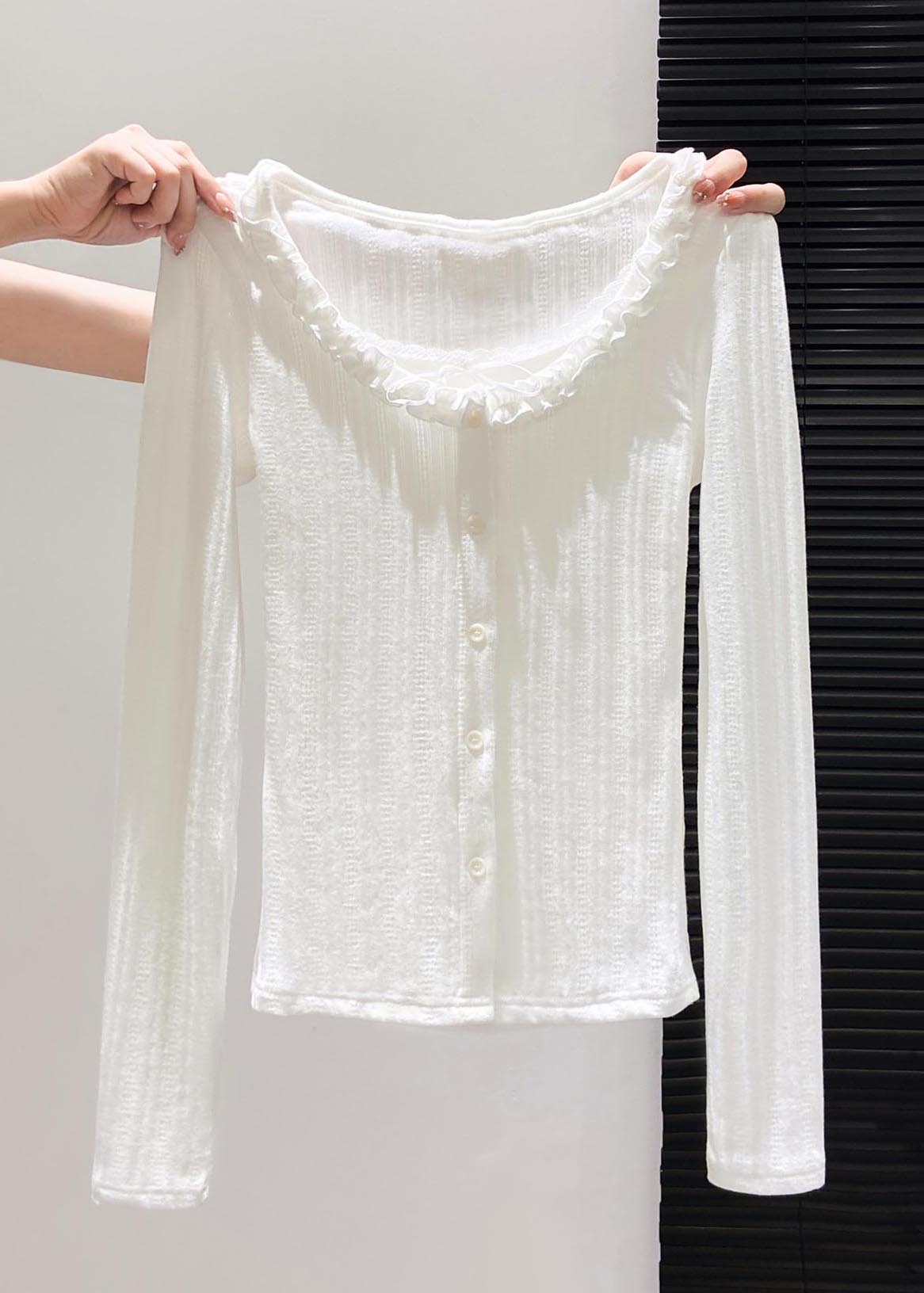 A Vintage Style Top with Delicate Timeless Details
