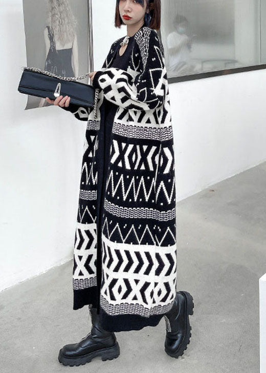 Gracefully Styled Sweater for Any Occasion