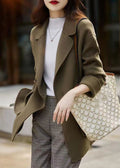 Effortlessly Elegant Coat with a Timeless Design