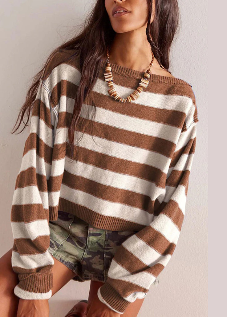 Elegantly Styled Pullover for Everyday Wear