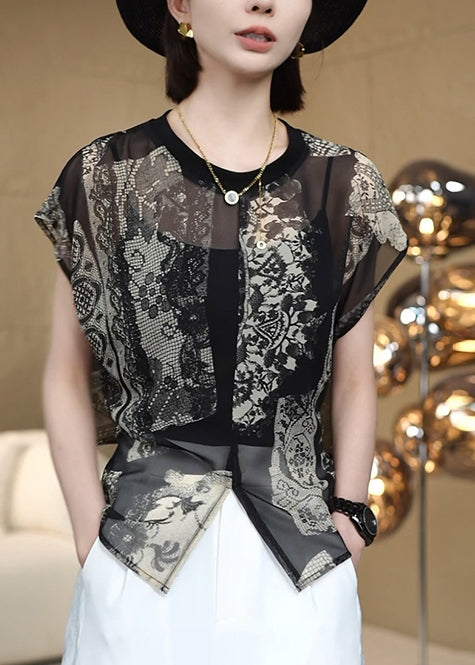 Effortlessly Elegant Shirt with a Timeless Design