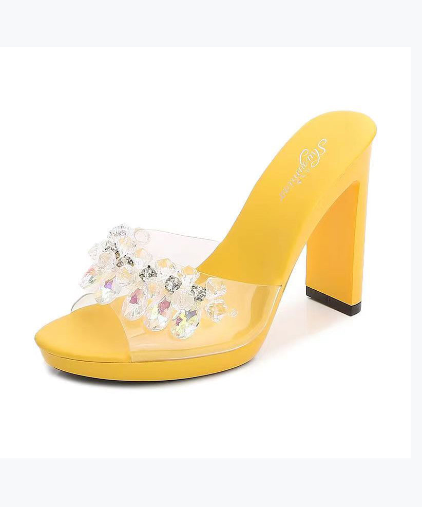Graceful Orthopedic Sandals for Modern Look