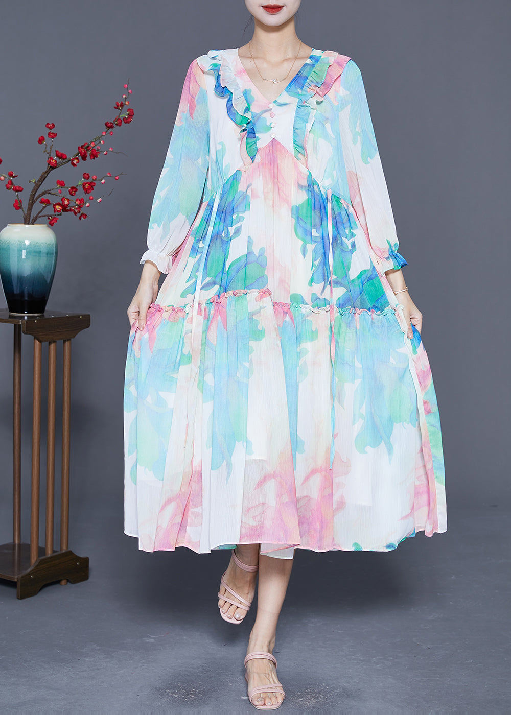 Classic Vintage Dress with a Flattering Fit