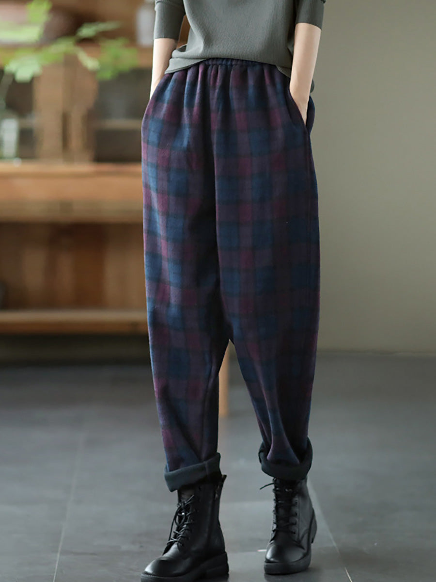 Effortlessly Elegant Pants with a Timeless Design