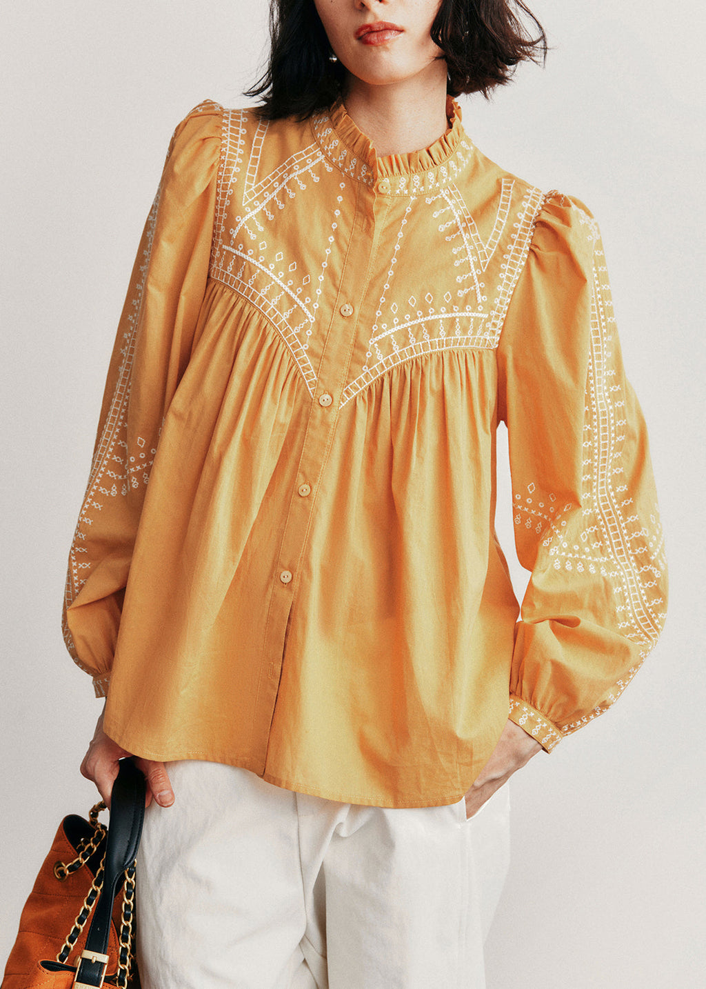 Classic Vintage Shirt with a Flattering Fit