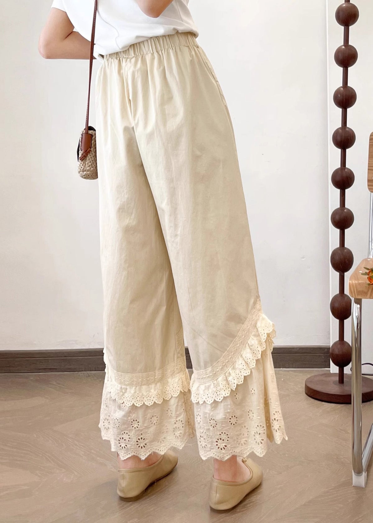 Classic Vintage Pants with a Flattering Fit