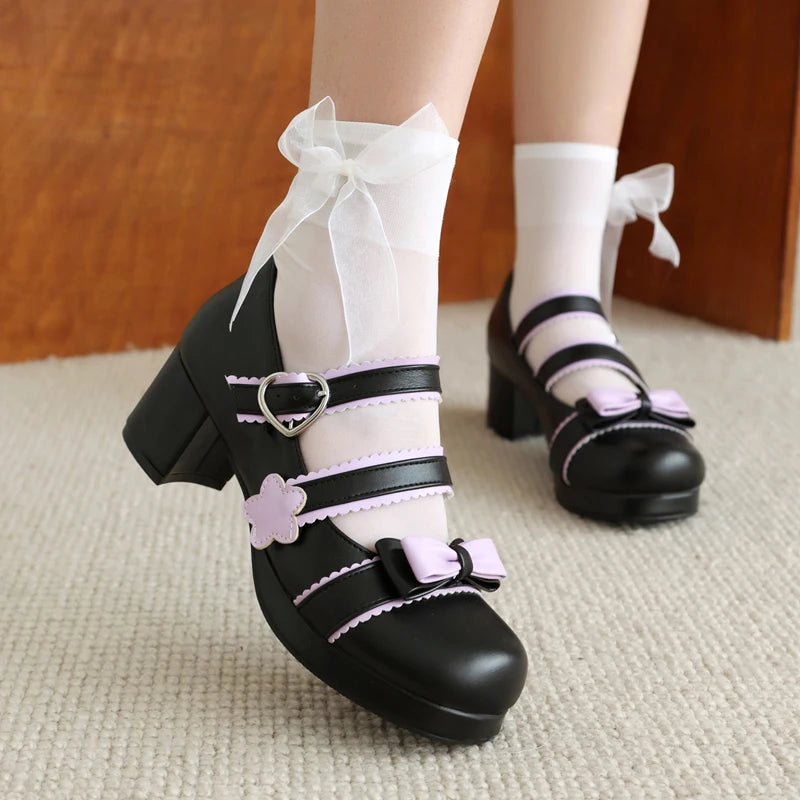 Graceful Orthopedic Pumps for Modern Look