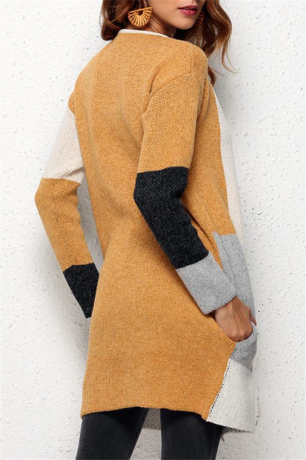 Effortlessly Elegant Cardigan with a Timeless Design