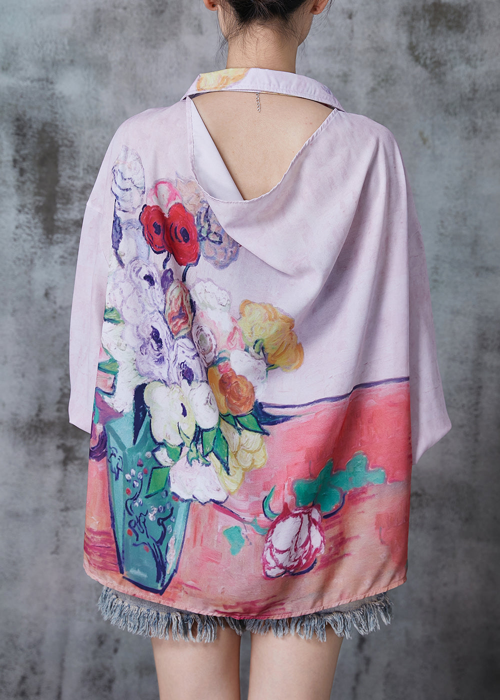 Effortlessly Elegant Shirt with a Timeless Design