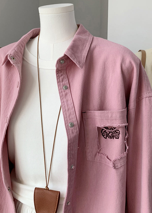 Sophisticated Blouse with a Clean Classic Look