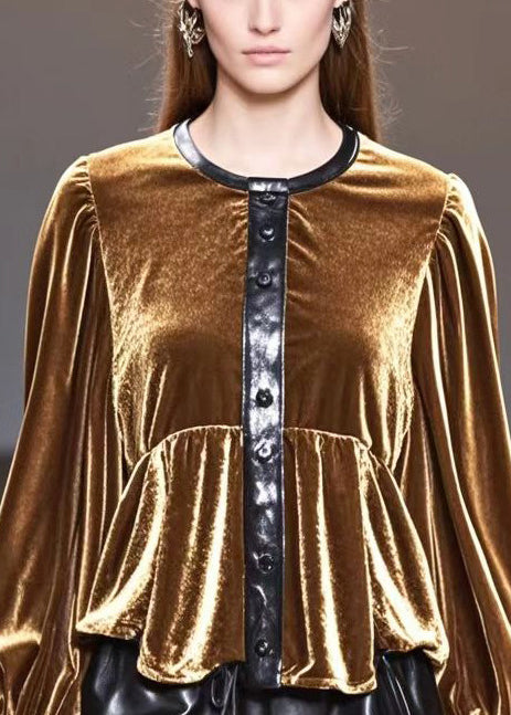Classic Vintage Top with a Flattering Fit