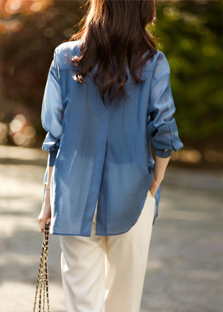 Classic Vintage Shirt with a Flattering Fit