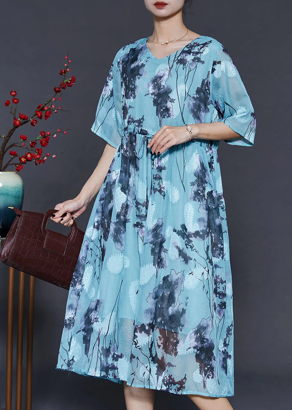 Gracefully Styled Dress for Any Occasion