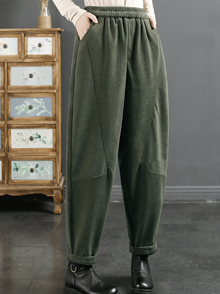 Effortlessly Elegant Pants with a Timeless Design