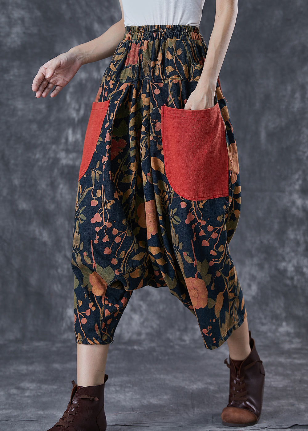 Well Tailored Pants with a Graceful Silhouette